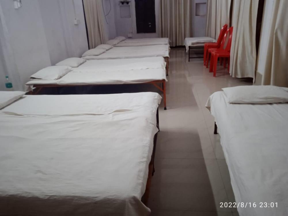 Shri Swami Sheetal Das Akhada B1-88 Assi , Near Pushkar Talab,Varanasi, Ashram Dharmshala 호텔 외부 사진