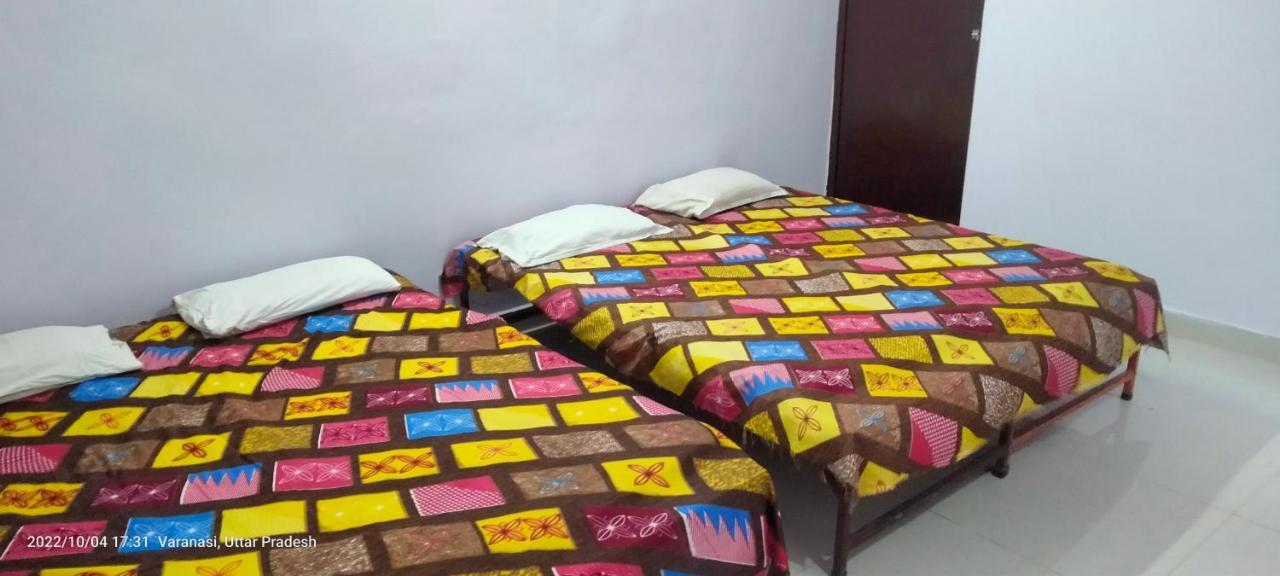 Shri Swami Sheetal Das Akhada B1-88 Assi , Near Pushkar Talab,Varanasi, Ashram Dharmshala 호텔 외부 사진