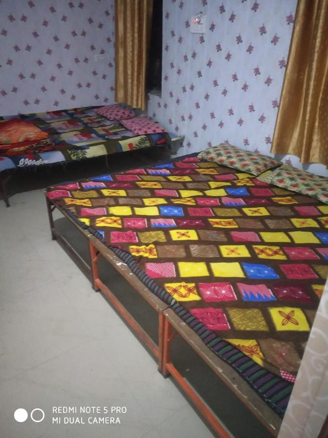 Shri Swami Sheetal Das Akhada B1-88 Assi , Near Pushkar Talab,Varanasi, Ashram Dharmshala 호텔 외부 사진