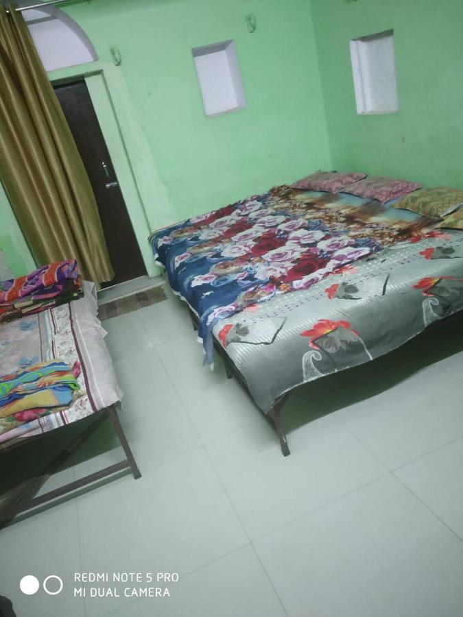 Shri Swami Sheetal Das Akhada B1-88 Assi , Near Pushkar Talab,Varanasi, Ashram Dharmshala 호텔 외부 사진