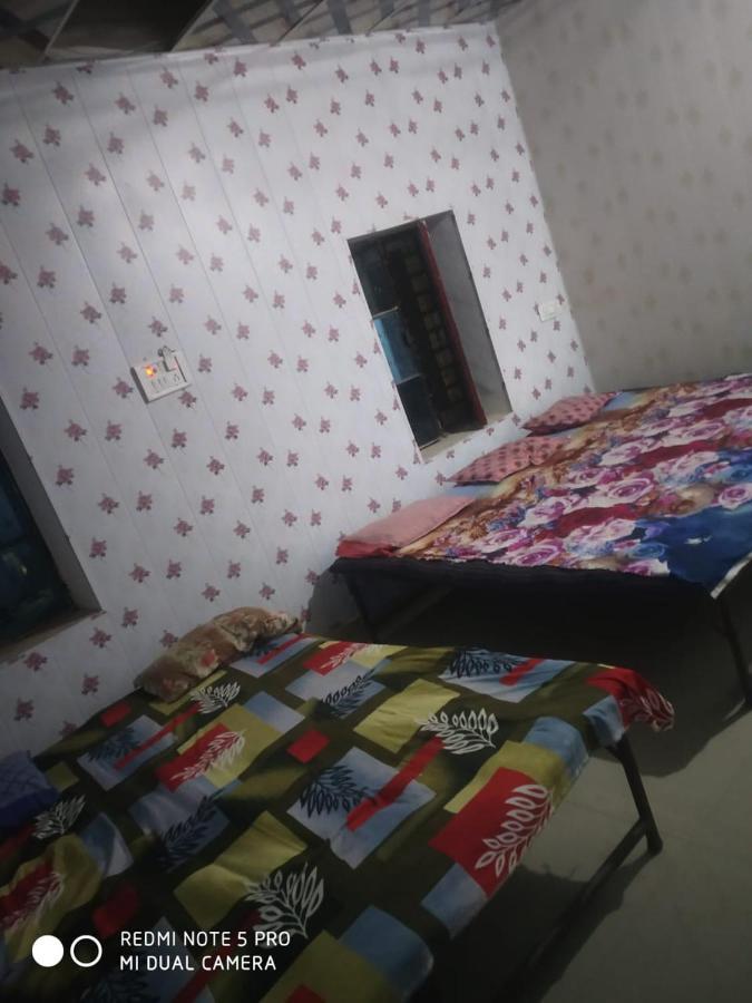 Shri Swami Sheetal Das Akhada B1-88 Assi , Near Pushkar Talab,Varanasi, Ashram Dharmshala 호텔 외부 사진