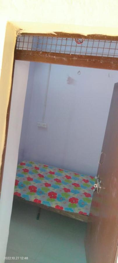 Shri Swami Sheetal Das Akhada B1-88 Assi , Near Pushkar Talab,Varanasi, Ashram Dharmshala 호텔 외부 사진